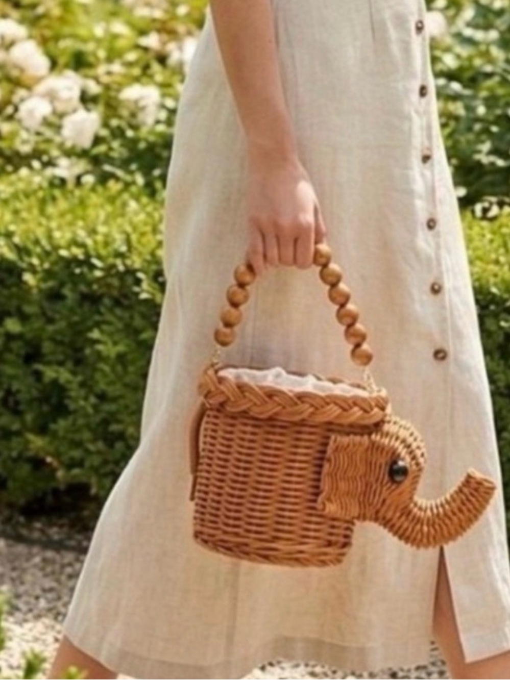 NWT Tommy Bahama Wicker Elephant Shaped Handbag in Natural Brown